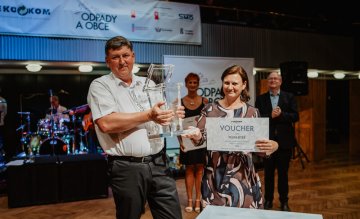 CELOREPUBLIKOVÉ VÍTĚZSTVÍ SOUTĚŽE OBCÍ  V  TŘÍDĚNÍ ODPADŮ