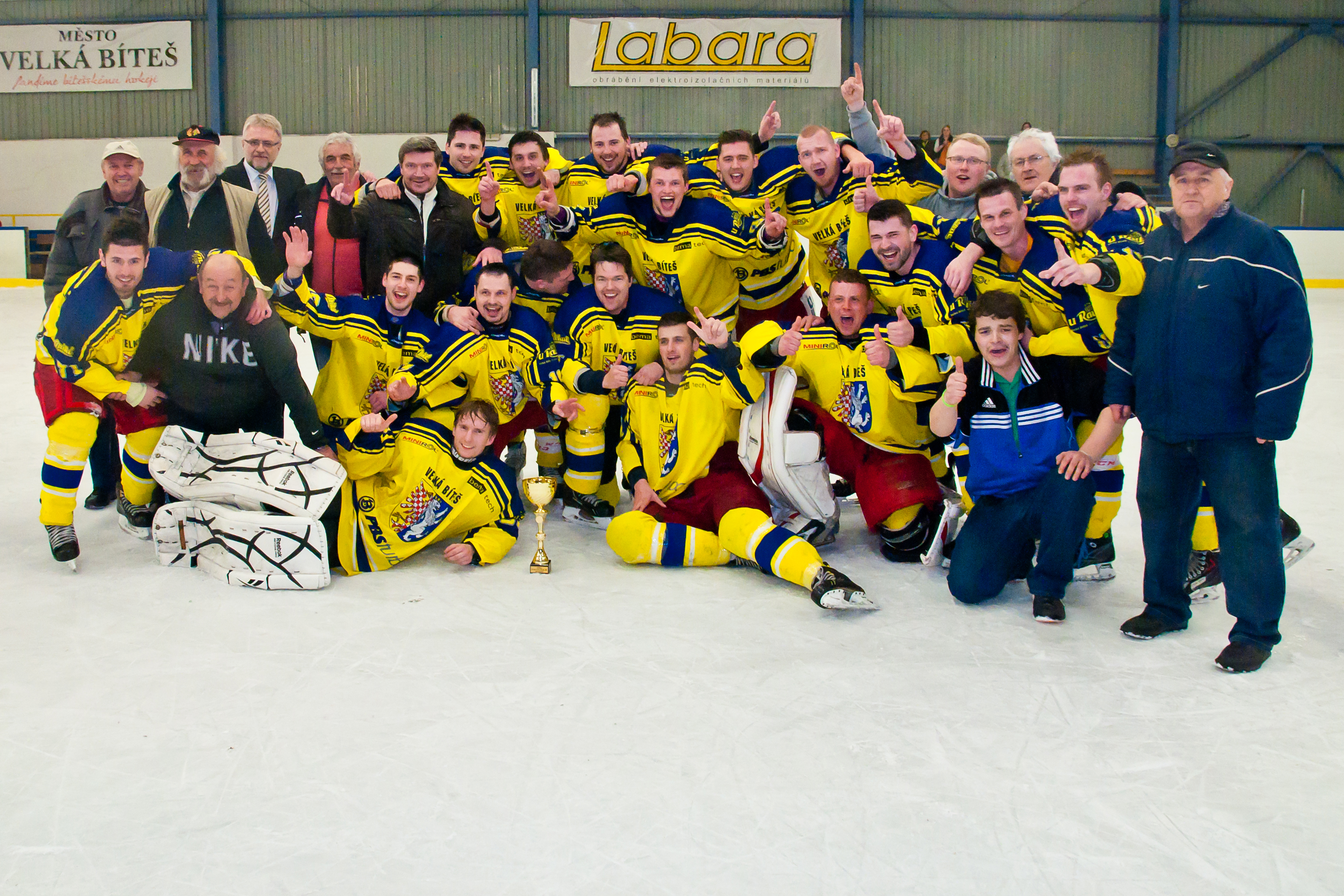 140321-01 HC Spartak Velká Bíteš SKUPINA  (1)