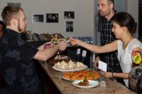 Občerstvení ve stylu raw food zajišťovalo Jídlo lásky