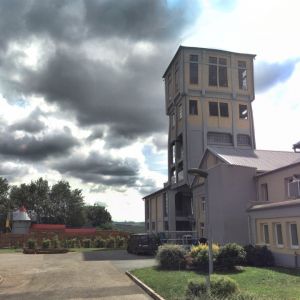 Bývalá těžní věž Kukla (28 km)