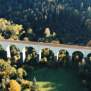 Železniční viadukt Mezihoří na trati Brno - Havlíčkův Brod (20 km)
