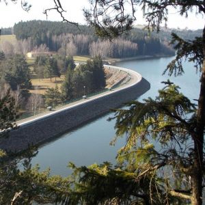 Vodní nádrž Mostiště (24 km)